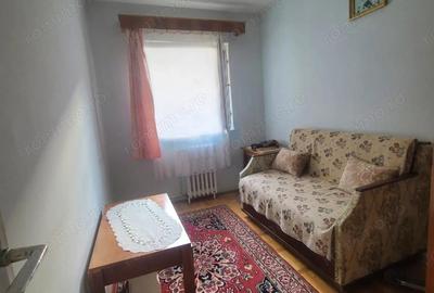 Vand 3 cam 7 Noiembrie [etaj 2] - 6
