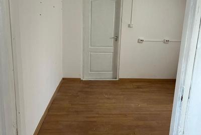 Spațiu depozitare, 42 mp, Complexul Studențesc - 3