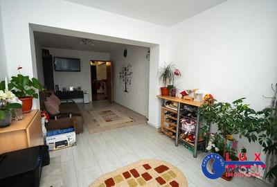 Apartament cu 4 camere decomandat în Babadag - 10