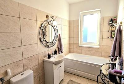 Garsonieră decomandată în Roșu - 5