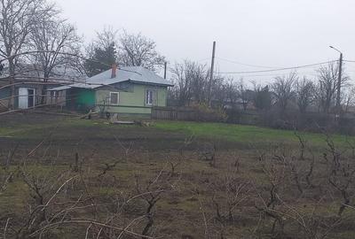 Casa, teren 3092 mp Valea Ciorii - 1