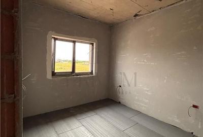 Casă cu 4 camere cu Teren 335 Mp în Central - 12