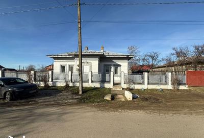 Casă cu 3 camere cu Teren 900 Mp în Central - 8