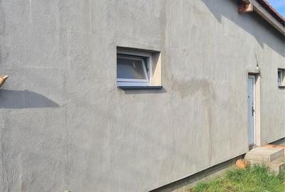 Teren de 700 mp, în Exterior Vest - 1