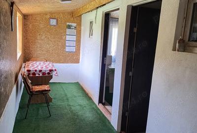 Casă cu 2 camere cu Teren 2700 Mp în Săceni - 4