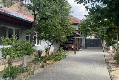 Vand casa , str.Teiului , utilata si mobilata ^ la cheie ^ - 6