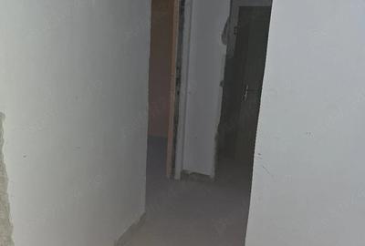 Apartament cu 3 camere decomandat în Central - 1