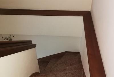 MOSILOR - int. Traian  vila 400 mp pretabila clinica, birouri - 15