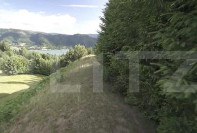 Teren de 16945 mp, în Central - 4