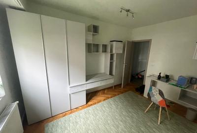 Apartament cu 4 camere decomandat în Complex Studențesc - 3