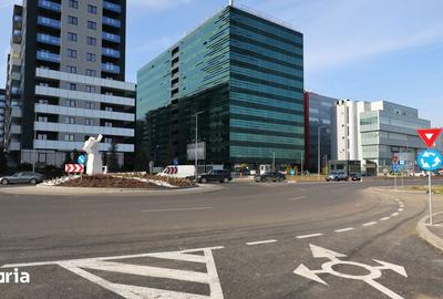 Spațiu comercial, de 300 mp, în Central