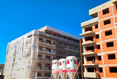 Apartament 2 camere, sos. Voinesti - Galata, accept credit avans 15%, autobuz - 2