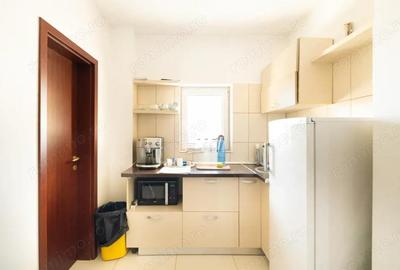 Spa?iu birouri ?i logistica in cladirea Volvo&Renault Trucks Timi? - 1