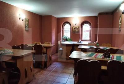 Casă cu 6 camere cu Teren 760 Mp în Central - 6