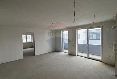 DE VANZARE - Apartament 3 camere, decomandat, Str. Victoriei - 6