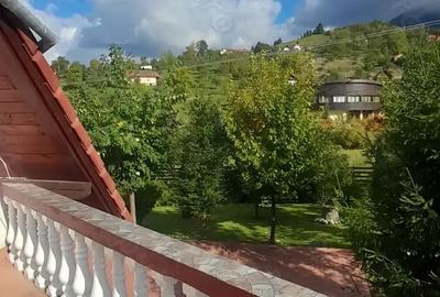 Vand casa in Bran in apropierea partiei de ski cu vedere spre Mtii Piatra Craiului si Bucegi - 4