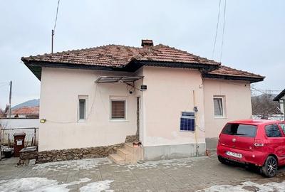 Casă individuală cu 3 camere cu Teren 1700 Mp în Jiblea Veche - 1