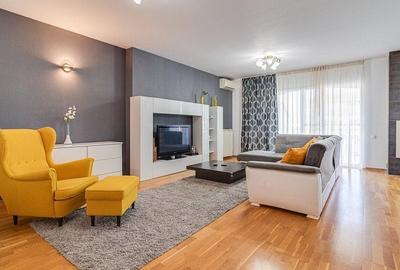 Apartament cu 3 camere decomandat în Pipera