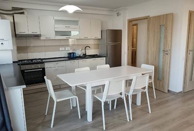 Apartament de închiriat  3 Camere Zona Coresi - 12