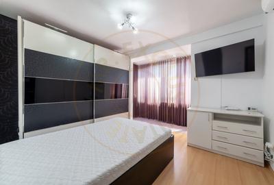 Apartament ultracentral 3 camere -munte- Campulung Muscel! - 2