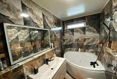 Casă cu 4 camere cu Teren 500 Mp în Central - 3