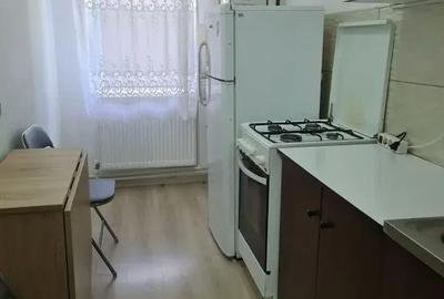 Garsonieră decomandată în Central - 4