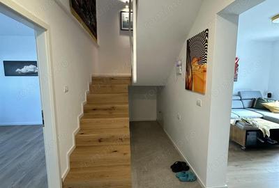 Casă cu 5 camere cu Teren 240 Mp în Mehala - 2