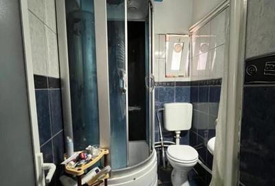 Casă cu 7 camere cu Teren 300 Mp în Piața Veche - 8