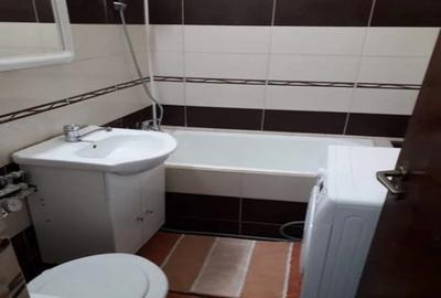 Garsonieră decomandată în P-ța Unirii - 1
