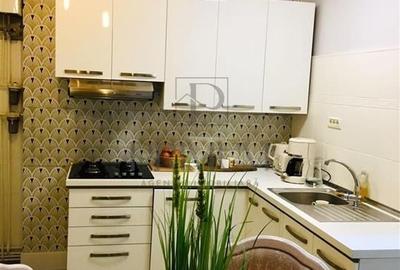 SINAIA - CLADIRE ISTORICA - 4 CAMERE - 2 BAI - CENTRALA PROPRIE - CLIMA - ETAJ 2 - 6