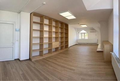 Spațiu comercial, de 36 mp, în Central - 1