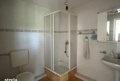 Casă cu 5 camere cu Teren 1200 Mp în Central - 2