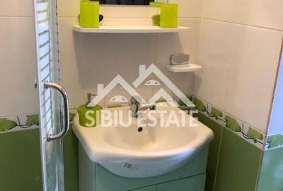 Duplex cu 5 camere cu Canalizare în Vasile Aaron - 3