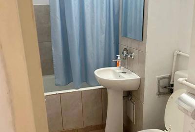 Apartament cu 2 camere de vanzare - Zona Micro 16 - 7