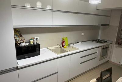 Apartament cu 2 camere decomandat în Trivale