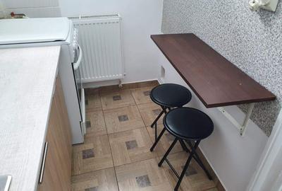 Garsonieră decomandată în Central - 4