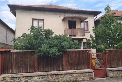 Casă cu 6 camere în Central - 3