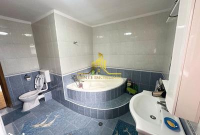 Casă cu 5 camere cu Canalizare în Mănăștur - 1