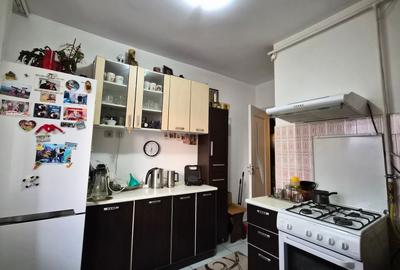 Tomis Nord - ap 3 cam, et 7/10 , centrala gaze (partial mobilat) - 12