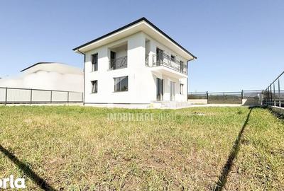 Casă cu 5 camere cu Teren 500 Mp în Jucu - 6