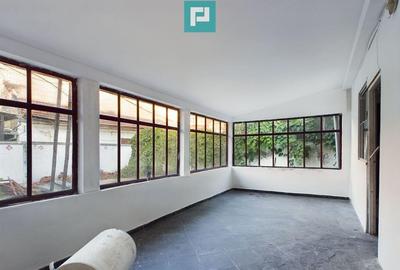 Apartament cu 3 camere in zona Centrala, Lipova - 2