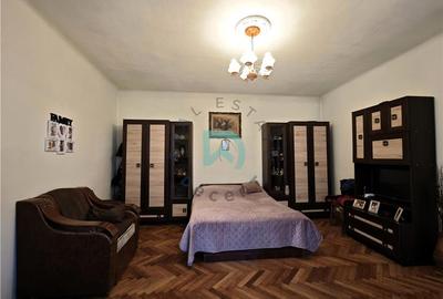 Casă cu 3 camere cu Canalizare în Schei - 8