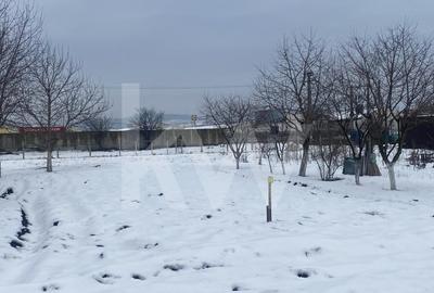 Teren Construcții intravilan de 500 mp, în Veterani - 1