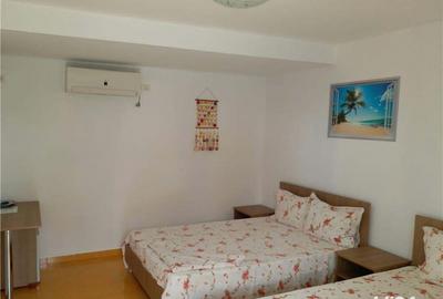 Casă cu 8 camere cu Teren 480 Mp în 2 Mai - 2