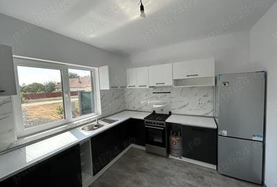 Casă cu Teren 550 Mp în Cerneteaz - 1