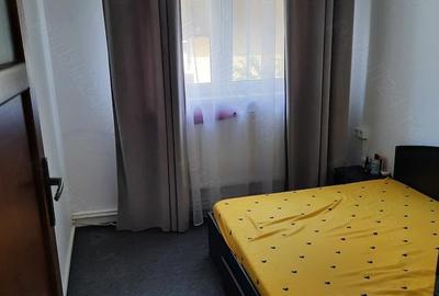 Apartament cu 3 camere decomandat în Giurgiului - 3