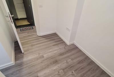 Garsonieră decomandată în Central - 7