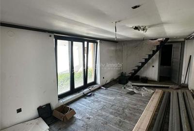 Spațiu comercial, în Central - 4