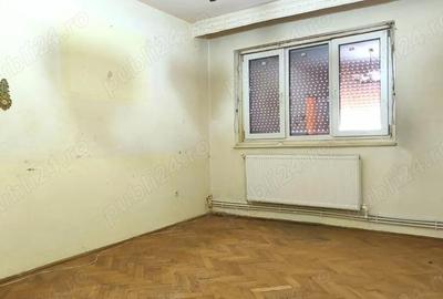 Apartament cu 2 camere semidecomandat în Gojdu - 4