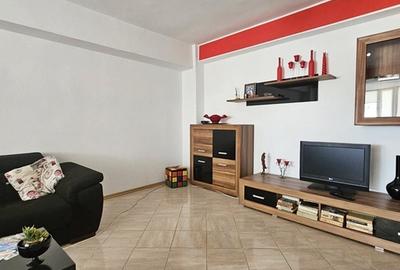 Apartament cu 2 camere decomandat în Capitol - 3